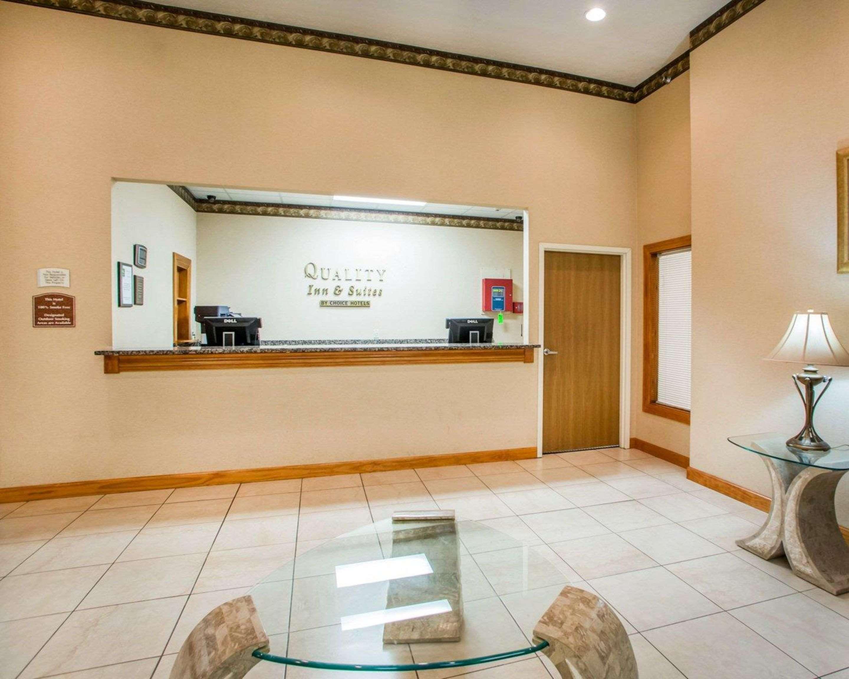 Quality Inn & Suites South-Obetz Ngoại thất bức ảnh
