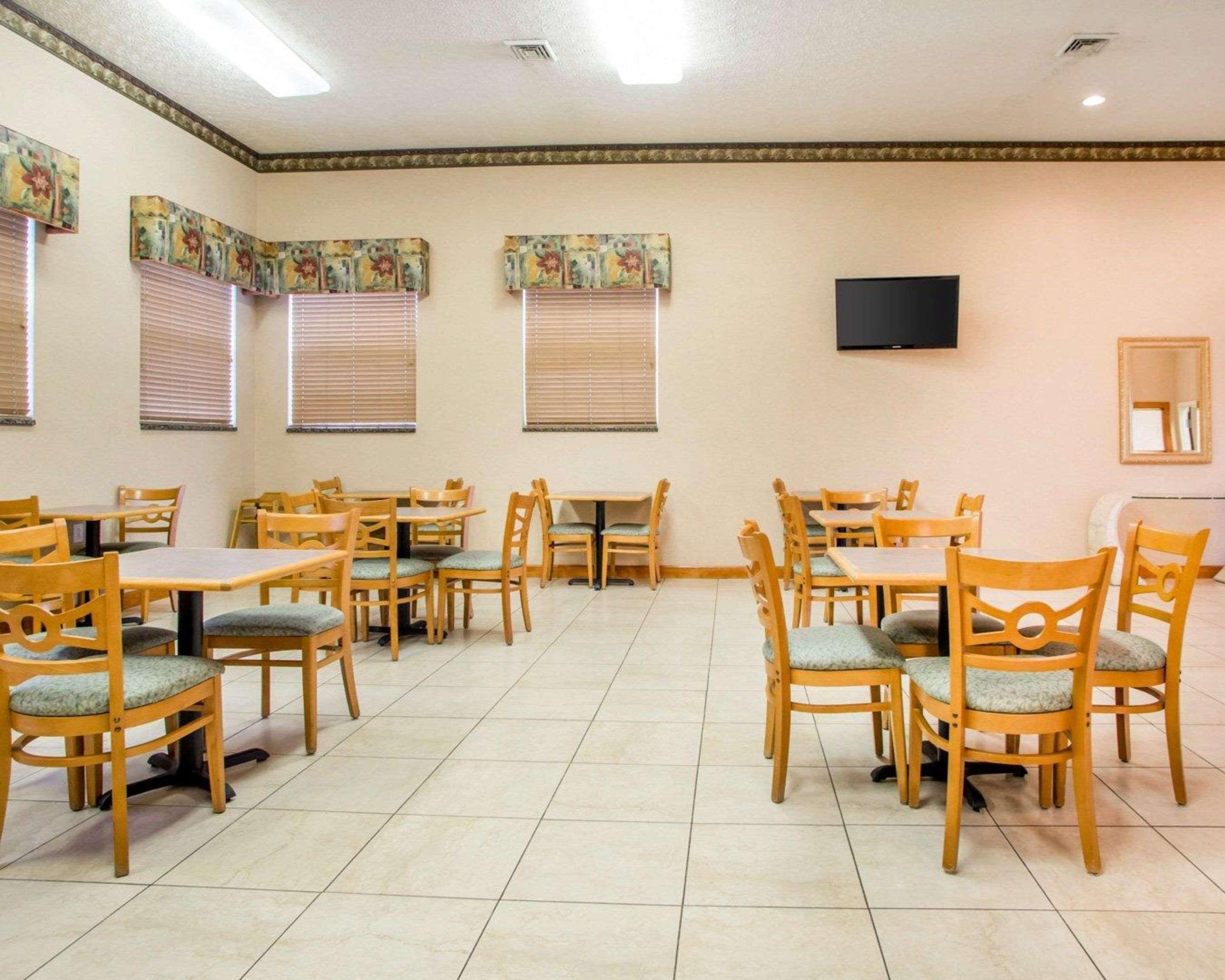 Quality Inn & Suites South-Obetz Ngoại thất bức ảnh