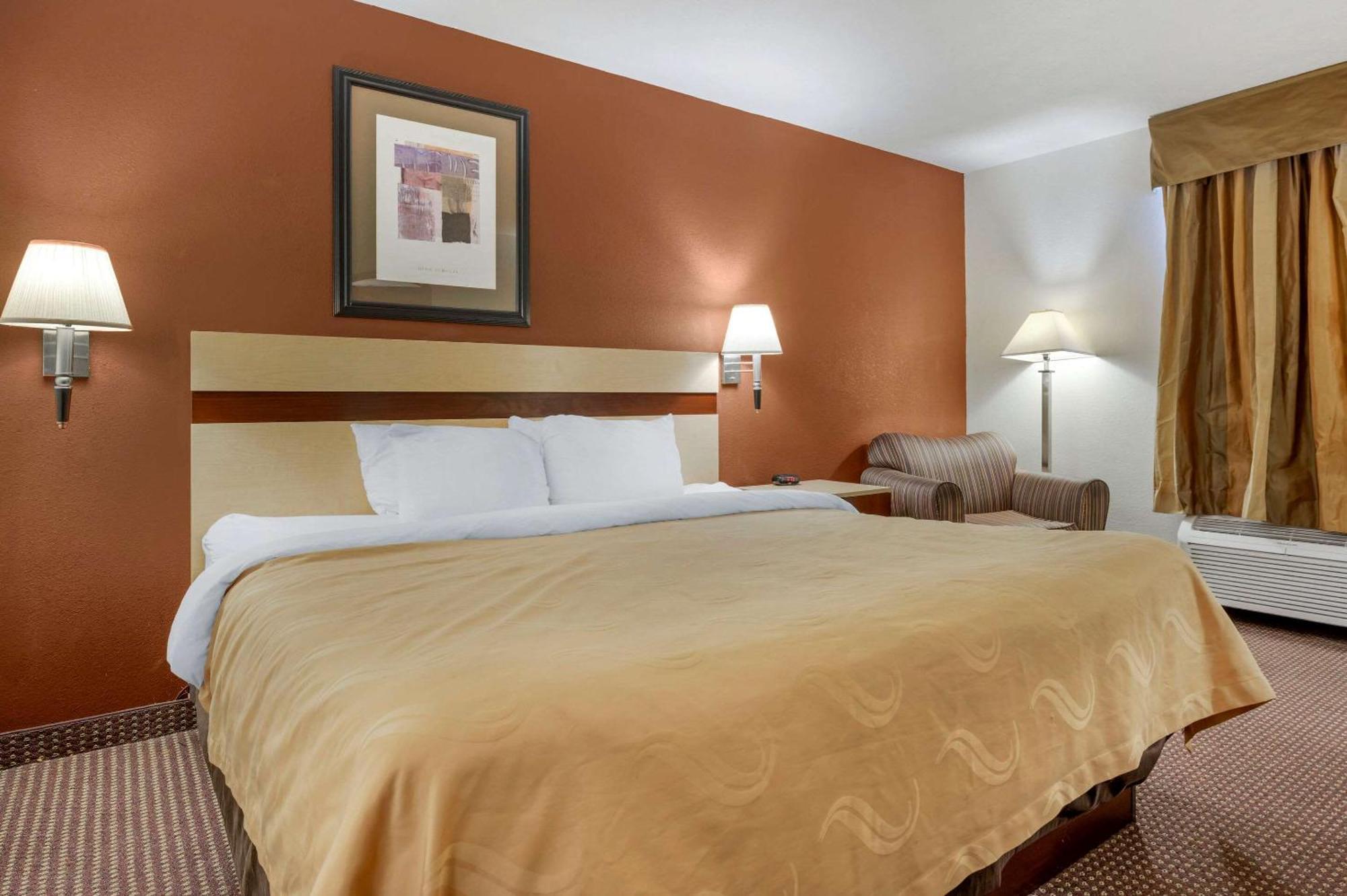 Quality Inn & Suites South-Obetz Ngoại thất bức ảnh