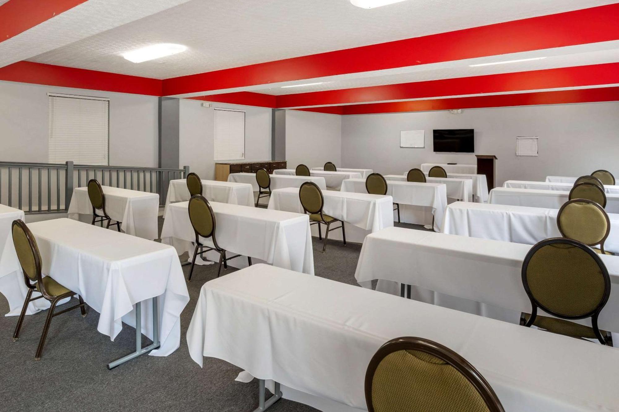 Quality Inn & Suites South-Obetz Ngoại thất bức ảnh